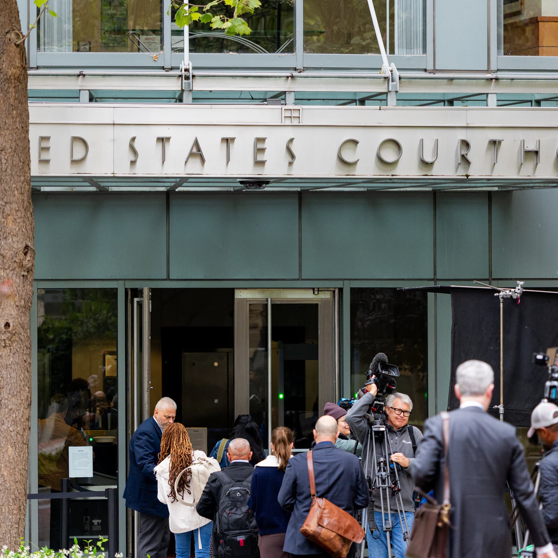Elon Musk Jackass Trophy Highlights Chaotic OpenAI Trial Drama